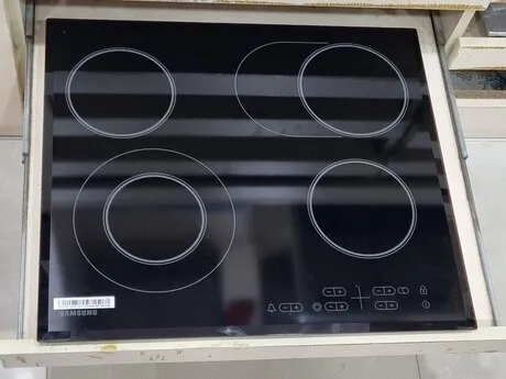 Plitə "Samsung NZ64T3516QK/WT — sobalar və plitələr