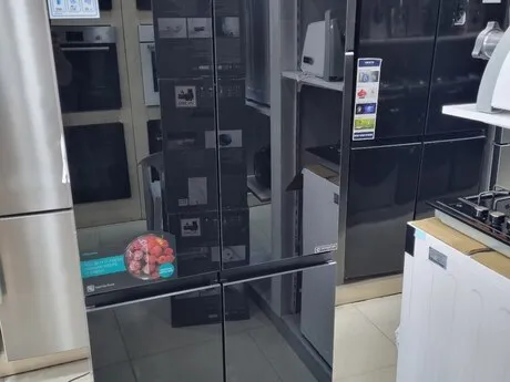 Hisense RQ5P470SAL1 — холодильники